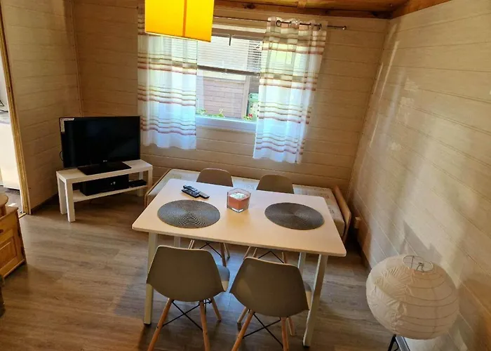 假日公园 Pod Sosna 梅尔诺